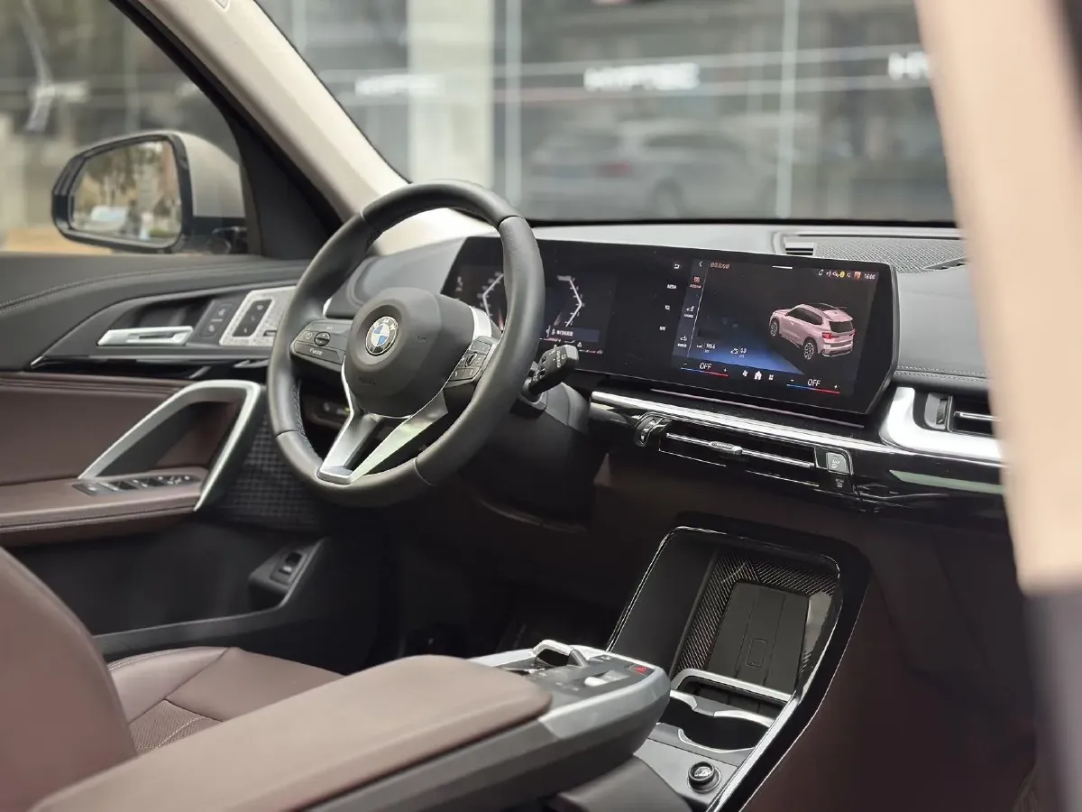 2024 BMW X1 2.0T 204HP L4 7DCT,autocango,china used car exporter,china ev exporter,chinese used car exporter,chinese used ev exporter