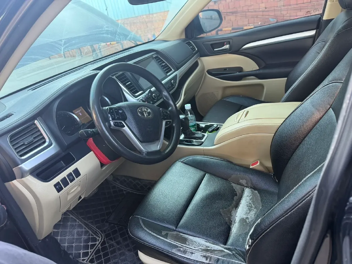 2018 Toyota Highlander 2.0T 220HP L4 6AT,autocango,china used car exporter,china ev exporter,chinese used car exporter,chinese used ev exporter
