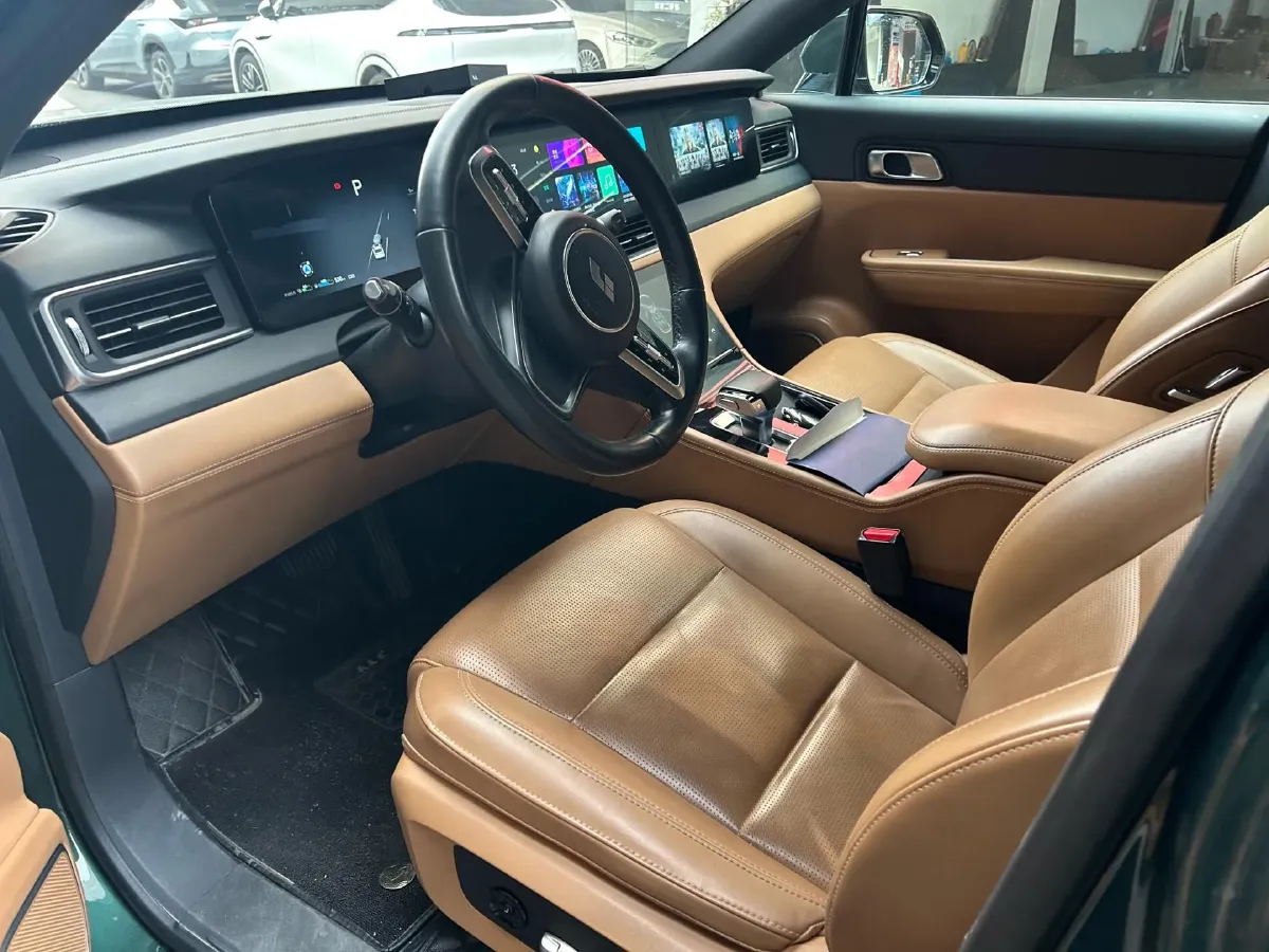 2021 Li ONE Range Extended 131HP REEV 40.5KWH,autocango,china used car exporter,china ev exporter,chinese used car exporter,chinese used ev exporter