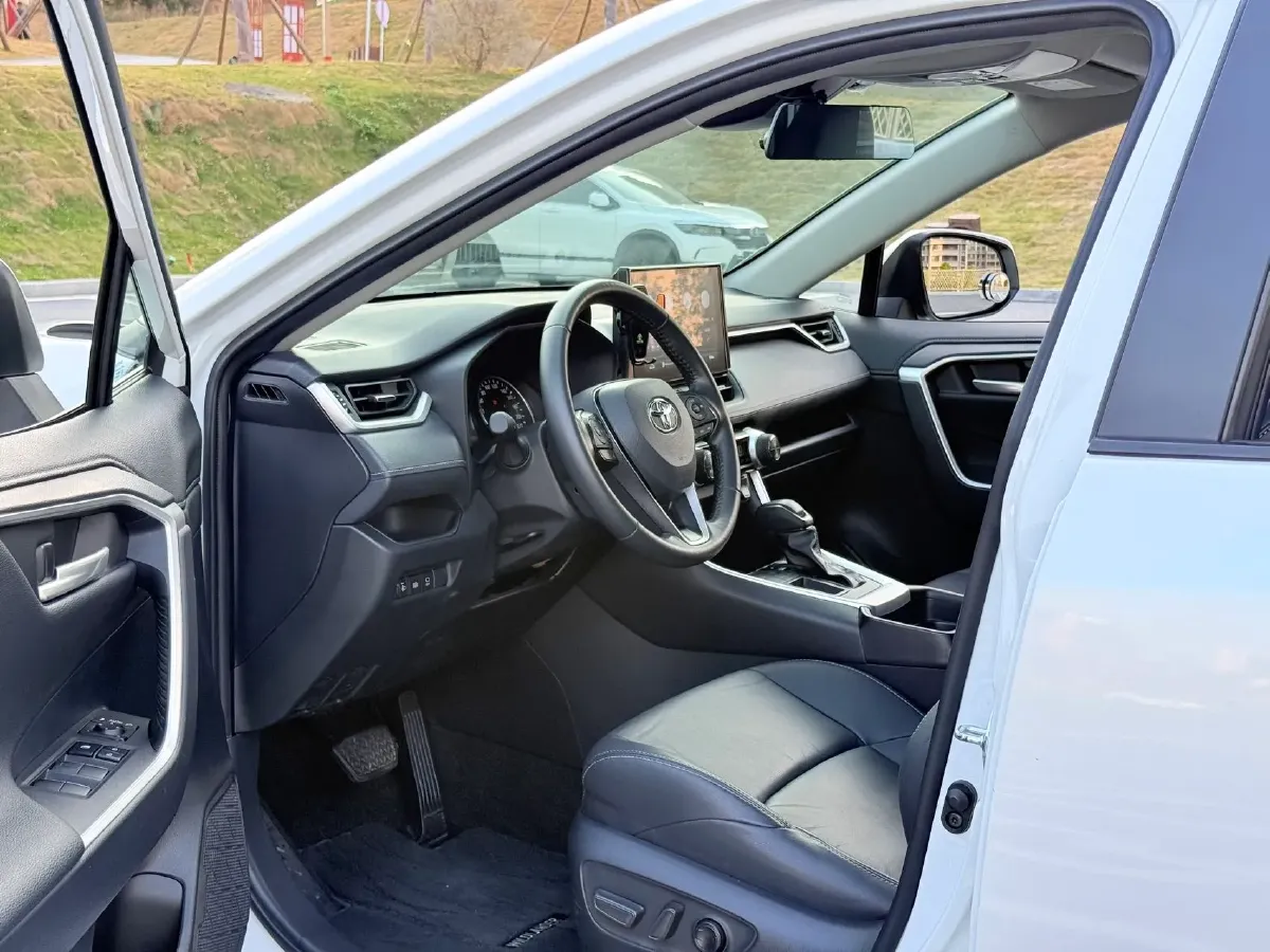 2022 Toyota Wildlander 2.0L 171HP L4 CVT,autocango,china used car exporter,china ev exporter,chinese used car exporter,chinese used ev exporter