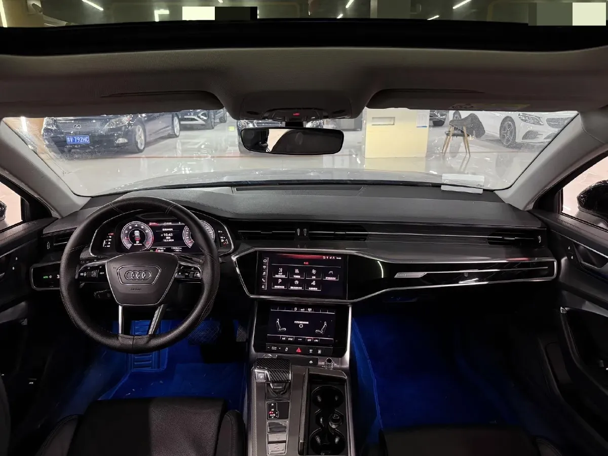 2019 Mercedes-Benz E Class 1.5T 184HP L4 9AT,autocango,china used car exporter,china ev exporter,chinese used car exporter,chinese used ev exporter