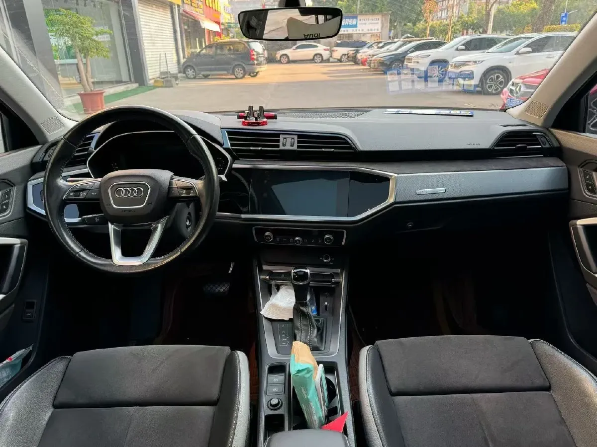 2021 Audi Q3 1.4T 150HP L4 7DCT,autocango,china used car exporter,china ev exporter,chinese used car exporter,chinese used ev exporter