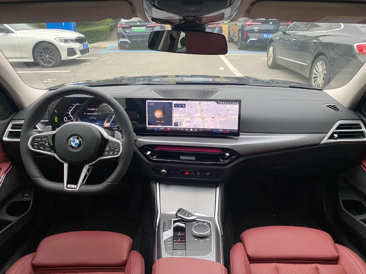 2025 BMW 3 Series 2.0T 245HP L4 8AT,autocango,china used car exporter,china ev exporter,chinese used car exporter,chinese used ev exporter