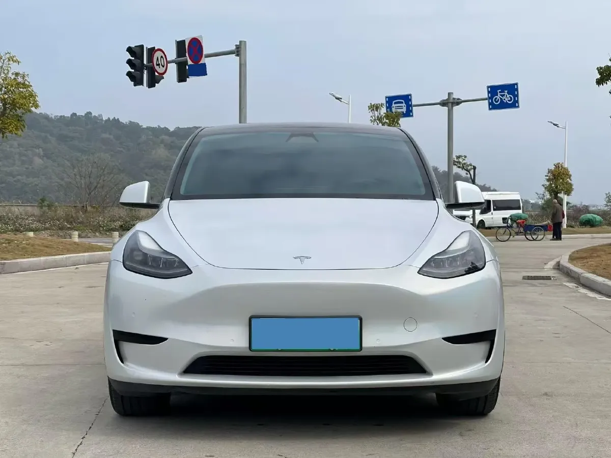 2022 Tesla Model Y BEV 60KWH,autocango,china used car exporter,china ev exporter,chinese used car exporter,chinese used ev exporter