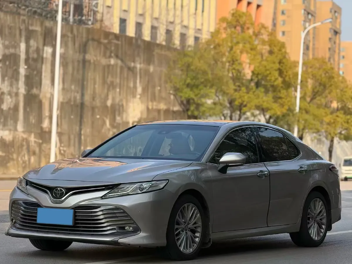 2018 Toyota Camry 2.5L 209HP L4 8AT,autocango,china used car exporter,china ev exporter,chinese used car exporter,chinese used ev exporter