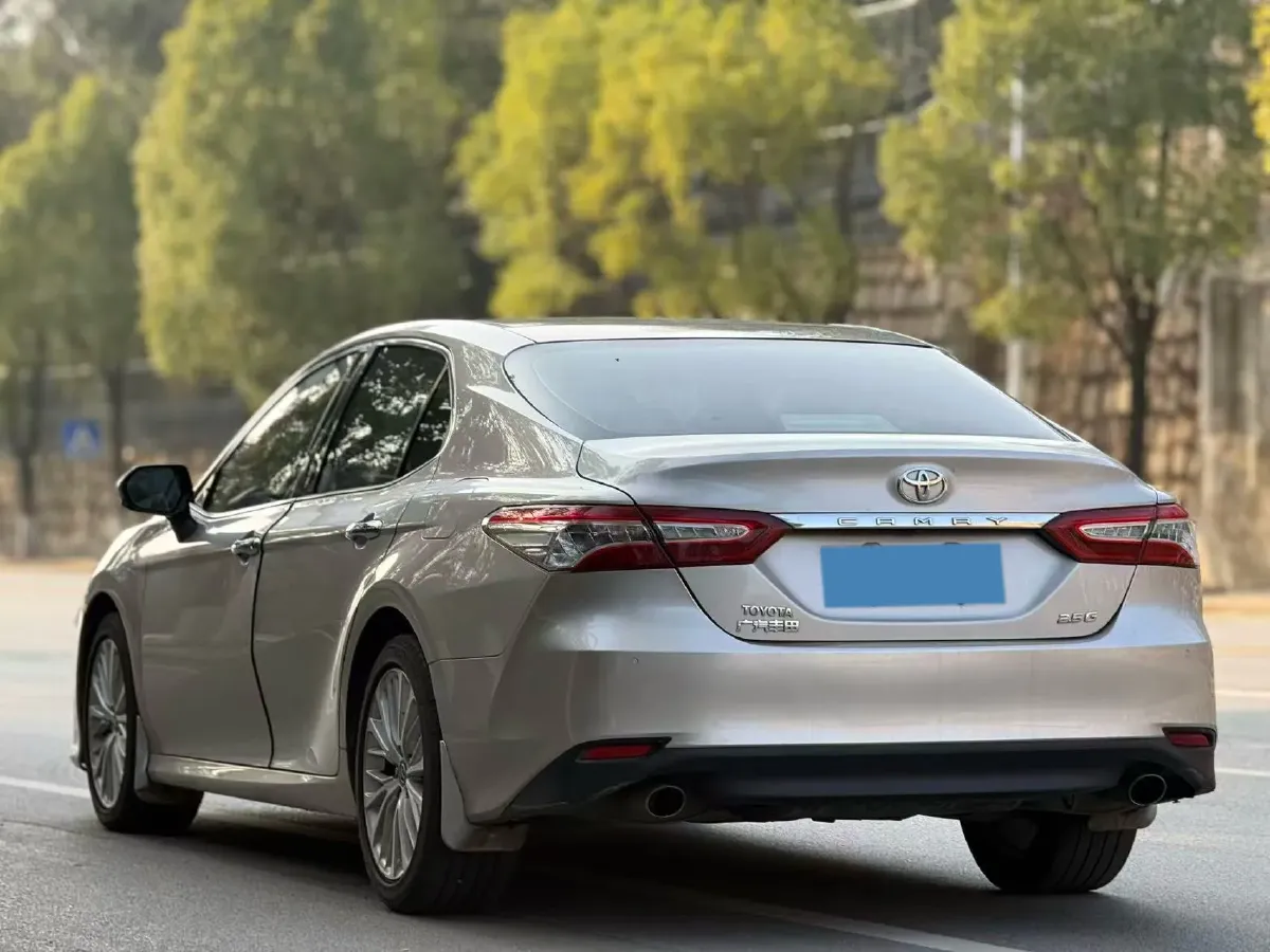 2018 Toyota Camry 2.5L 209HP L4 8AT,autocango,china used car exporter,china ev exporter,chinese used car exporter,chinese used ev exporter