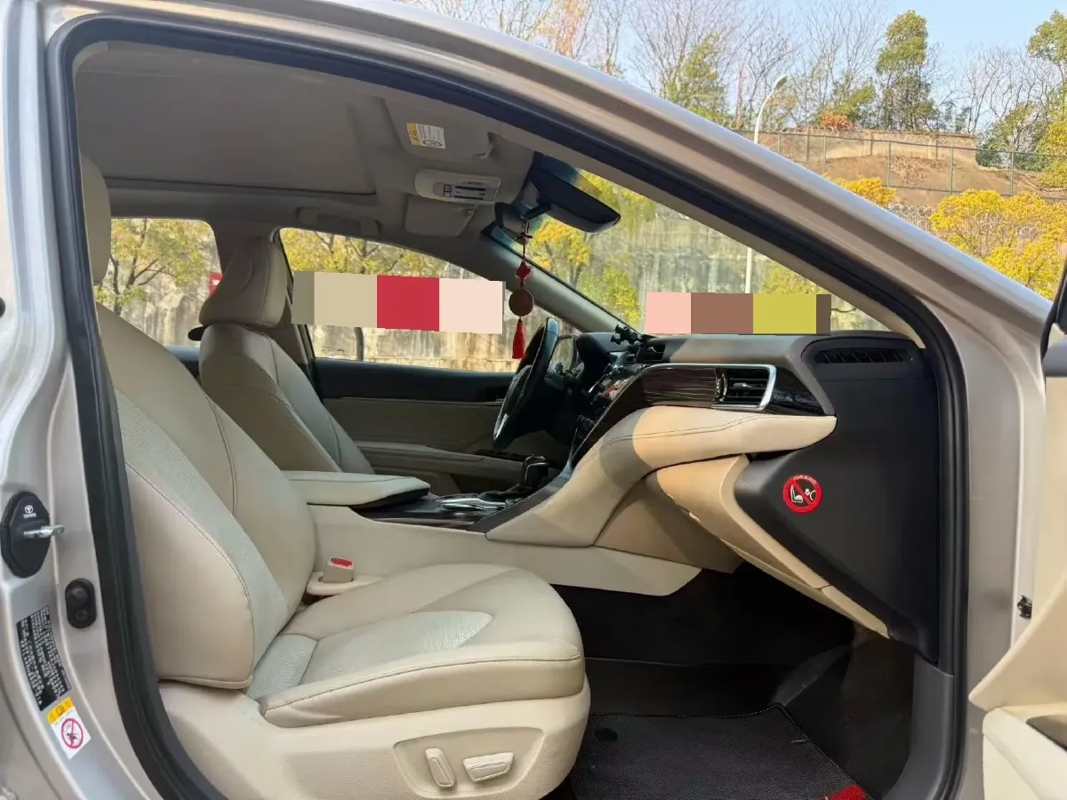 2018 Toyota Camry 2.5L 209HP L4 8AT,autocango,china used car exporter,china ev exporter,chinese used car exporter,chinese used ev exporter