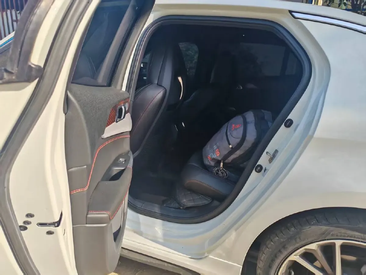 2019 LYNK&CO 01 2.0T 190HP L4 6AT,autocango,china used car exporter,china ev exporter,chinese used car exporter,chinese used ev exporter