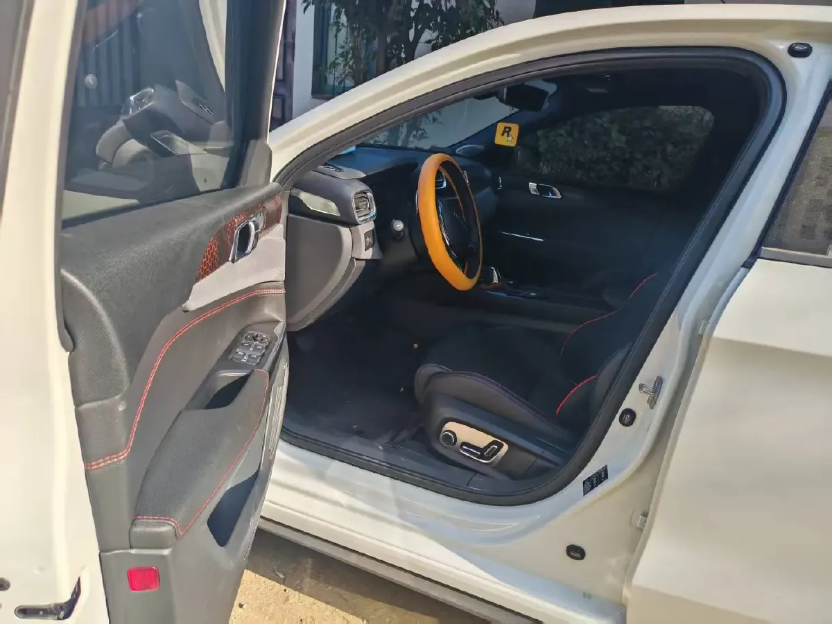 2019 LYNK&CO 01 2.0T 190HP L4 6AT,autocango,china used car exporter,china ev exporter,chinese used car exporter,chinese used ev exporter