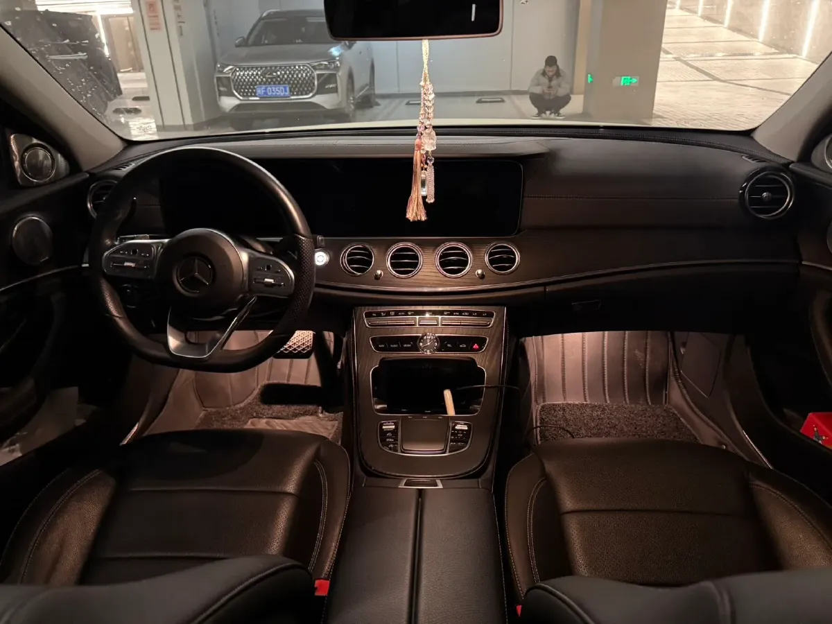 2020 Mercedes-Benz E Class 2.0T 258HP L4 9AT,autocango,china used car exporter,china ev exporter,chinese used car exporter,chinese used ev exporter