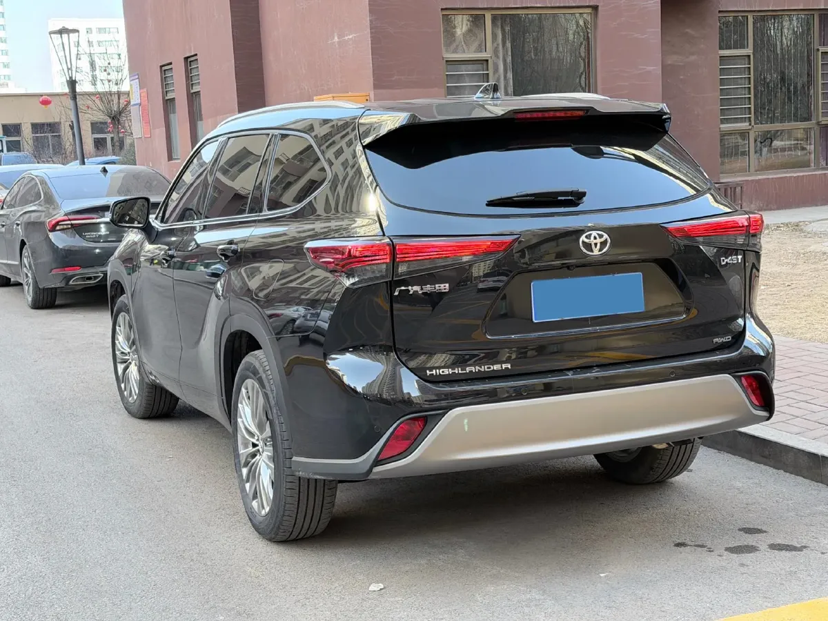 2024 Toyota Highlander 2.0T 248HP L4 8AT,autocango,china used car exporter,china ev exporter,chinese used car exporter,chinese used ev exporter
