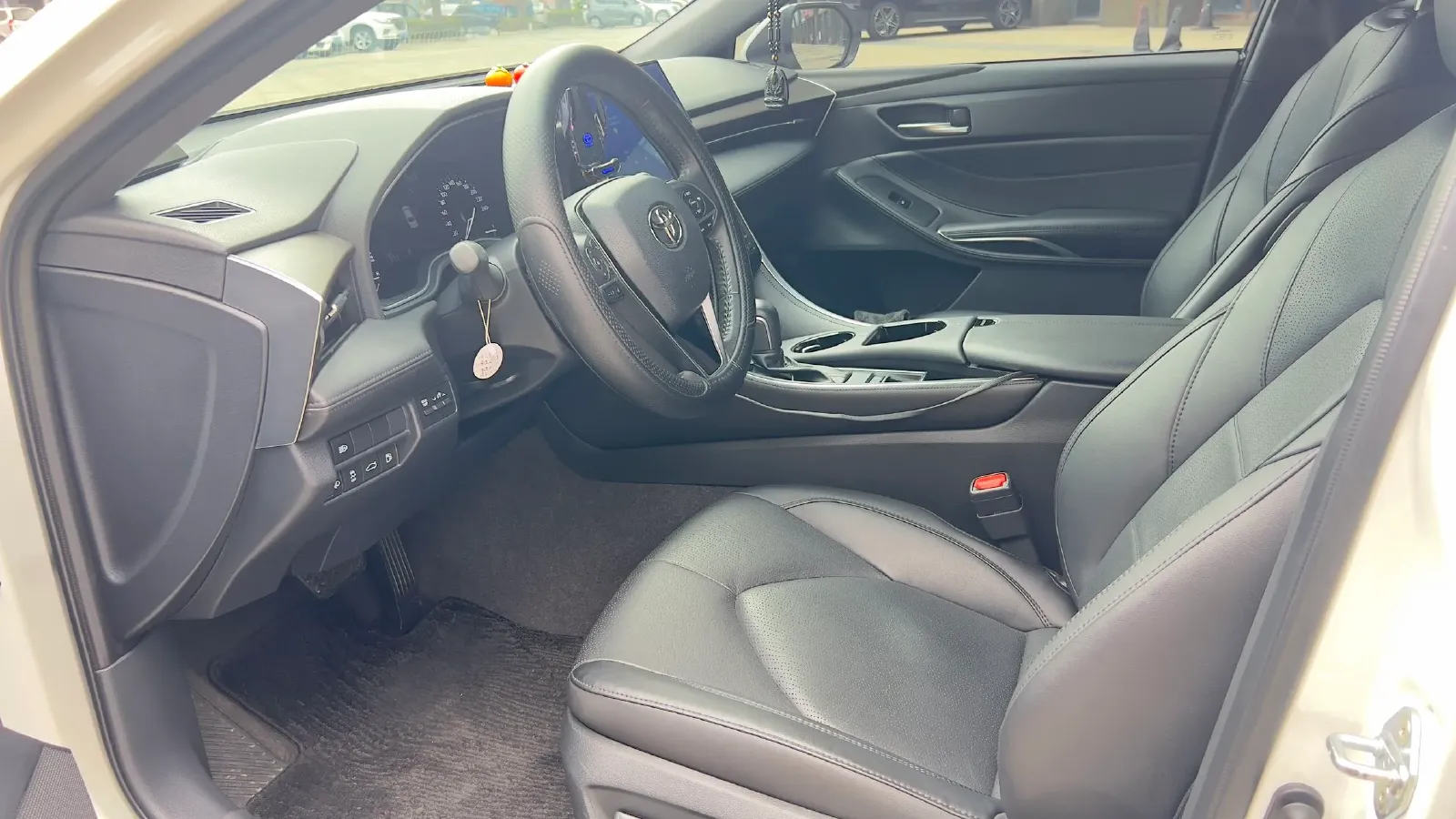 2022 Toyota Avalon 2.0L 178HP L4 CVT,autocango,china used car exporter,china ev exporter,chinese used car exporter,chinese used ev exporter