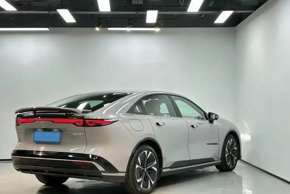 2024 Mazda EZ-6 BEV 68.8KWH,autocango,china used car exporter,china ev exporter,chinese used car exporter,chinese used ev exporter