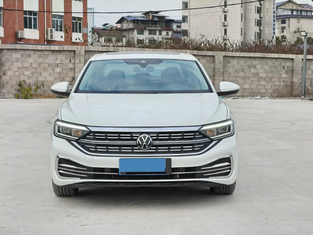 2023 Volkswagen Sagitar 1.5T 160HP L4 7DCT,autocango,china used car exporter,china ev exporter,chinese used car exporter,chinese used ev exporter