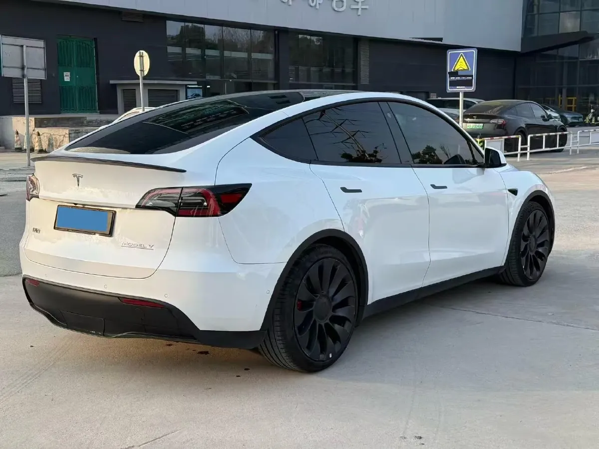 2023 Tesla Model Y BEV 78.4KWH,autocango,china used car exporter,china ev exporter,chinese used car exporter,chinese used ev exporter