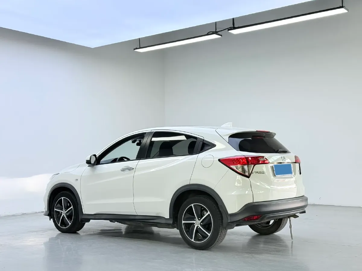 2020 Honda Vezel 1.5L 131HP L4 CVT,autocango,china used car exporter,china ev exporter,chinese used car exporter,chinese used ev exporter