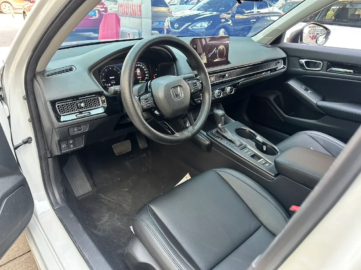 2023 Honda Civic 1.5T 182HP L4 CVT,autocango,china used car exporter,china ev exporter,chinese used car exporter,chinese used ev exporter