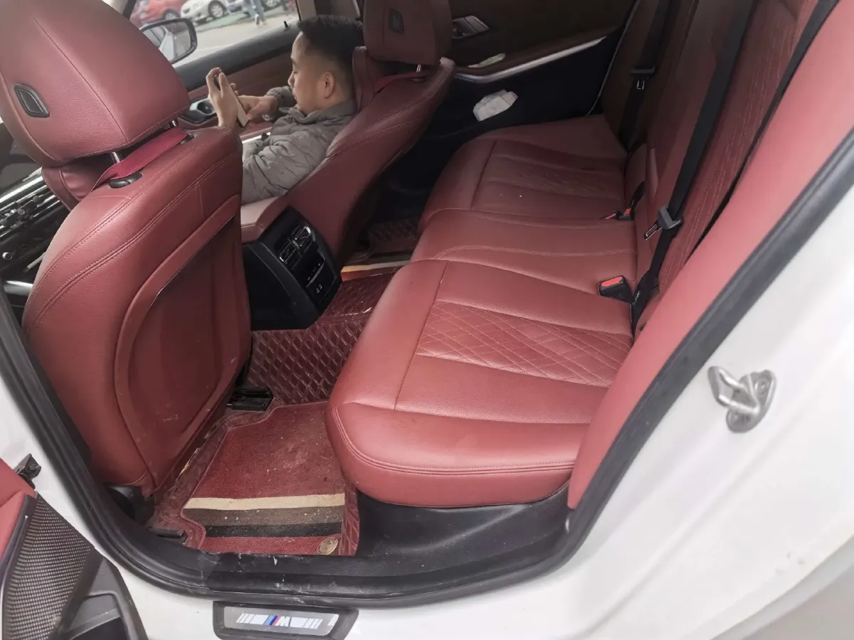 2024 BMW 3 Series 2.0T 184HP L4 8AT,autocango,china used car exporter,china ev exporter,chinese used car exporter,chinese used ev exporter