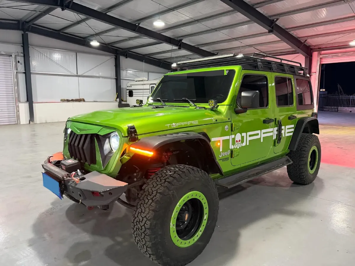 2020 Jeep Wrangler 2.0T 266HP L4 8AT,autocango,china used car exporter,china ev exporter,chinese used car exporter,chinese used ev exporter