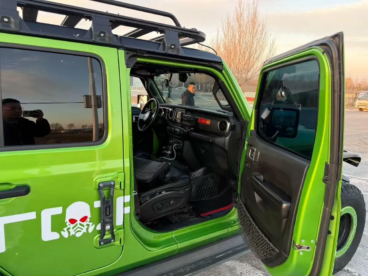 2020 Jeep Wrangler 2.0T 266HP L4 8AT,autocango,china used car exporter,china ev exporter,chinese used car exporter,chinese used ev exporter