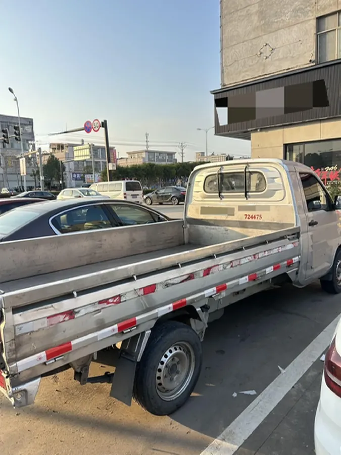 2018 WuLing RongGuang New Truck 1.5L 107HP L4 5MT,autocango,china used car exporter,china ev exporter,chinese used car exporter,chinese used ev exporter