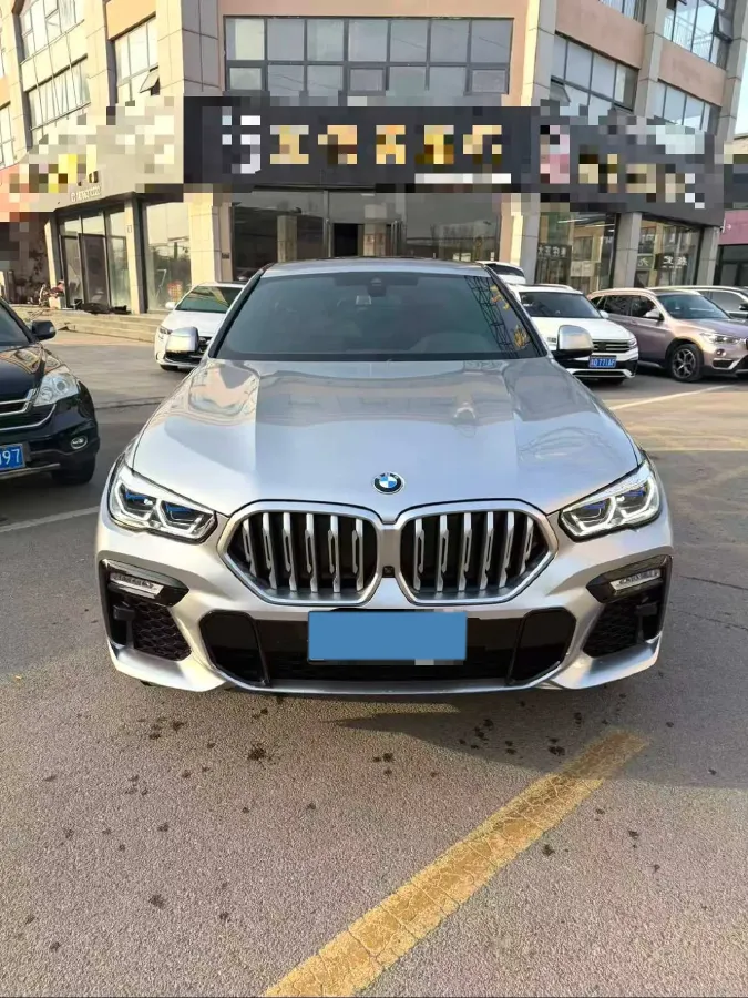 2021 BMW X6 3.0T 340HP L6 8AT,autocango,china used car exporter,china ev exporter,chinese used car exporter,chinese used ev exporter