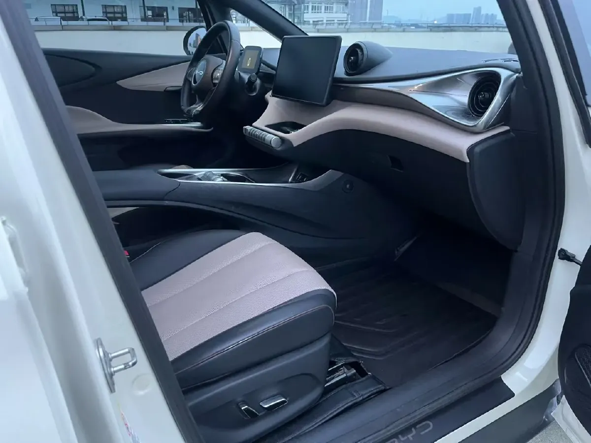 2023 BYD Dolphin BEV 44.928KWH,autocango,china used car exporter,china ev exporter,chinese used car exporter,chinese used ev exporter