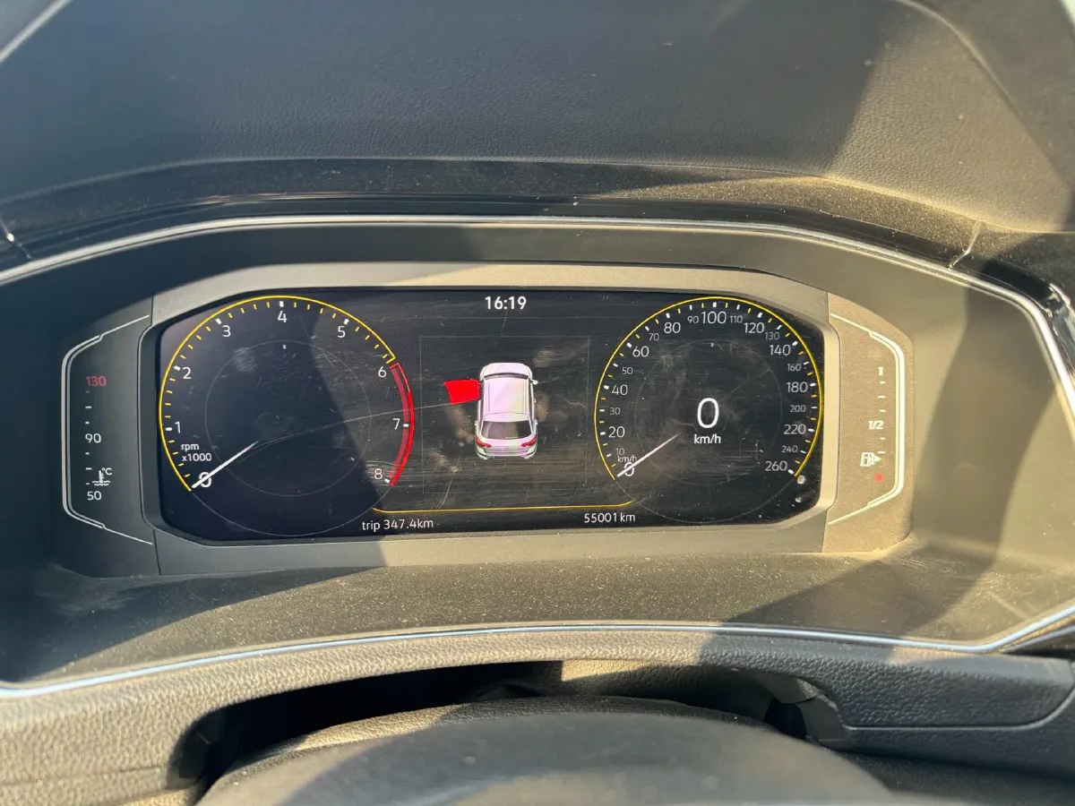 2022 Volkswagen T-Roc 1.4T 150HP L4 7DCT,autocango,china used car exporter,china ev exporter,chinese used car exporter,chinese used ev exporter