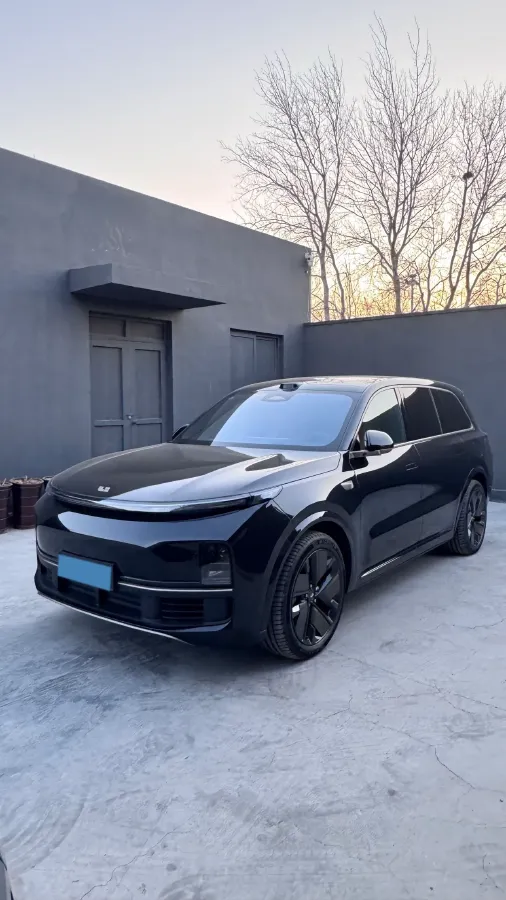 2024 Ford Bronco 2.3T 275HP L4 10AT,autocango,china used car exporter,china ev exporter,chinese used car exporter,chinese used ev exporter