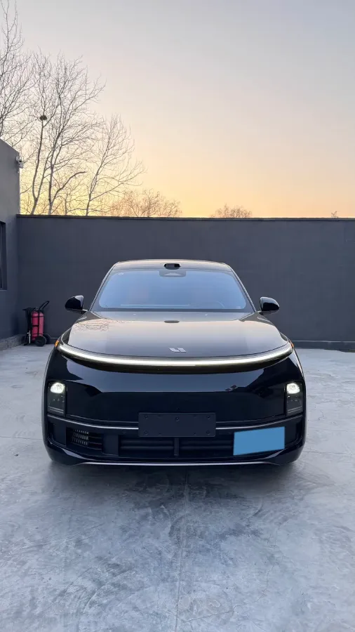 2024 Ford Bronco 2.3T 275HP L4 10AT,autocango,china used car exporter,china ev exporter,chinese used car exporter,chinese used ev exporter