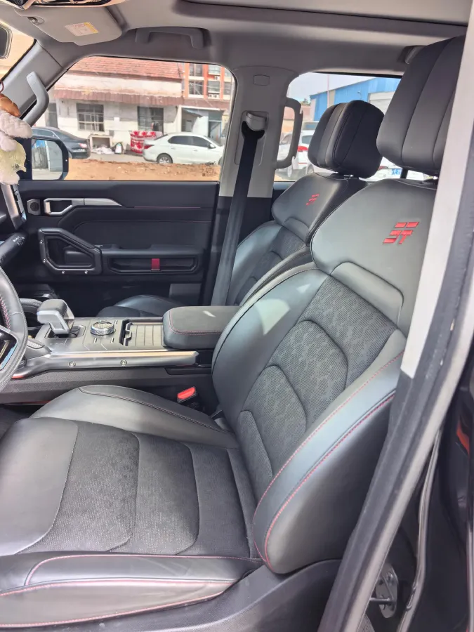 2023 Jetour Traveller 2.0T 254HP L4 7DCT,autocango,china used car exporter,china ev exporter,chinese used car exporter,chinese used ev exporter