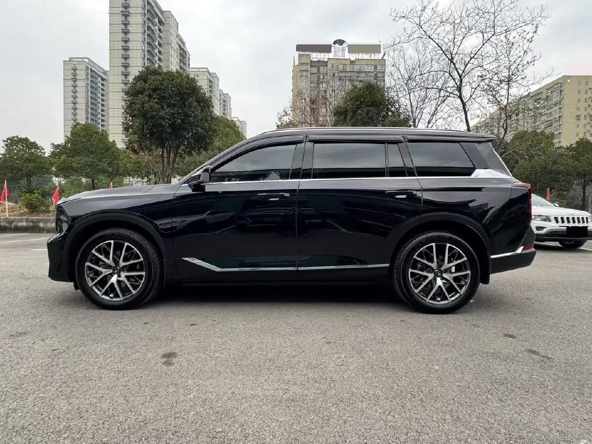 2022 GAC Trumpchi GS8 2.0T 252HP L4 8AT,autocango,china used car exporter,china ev exporter,chinese used car exporter,chinese used ev exporter