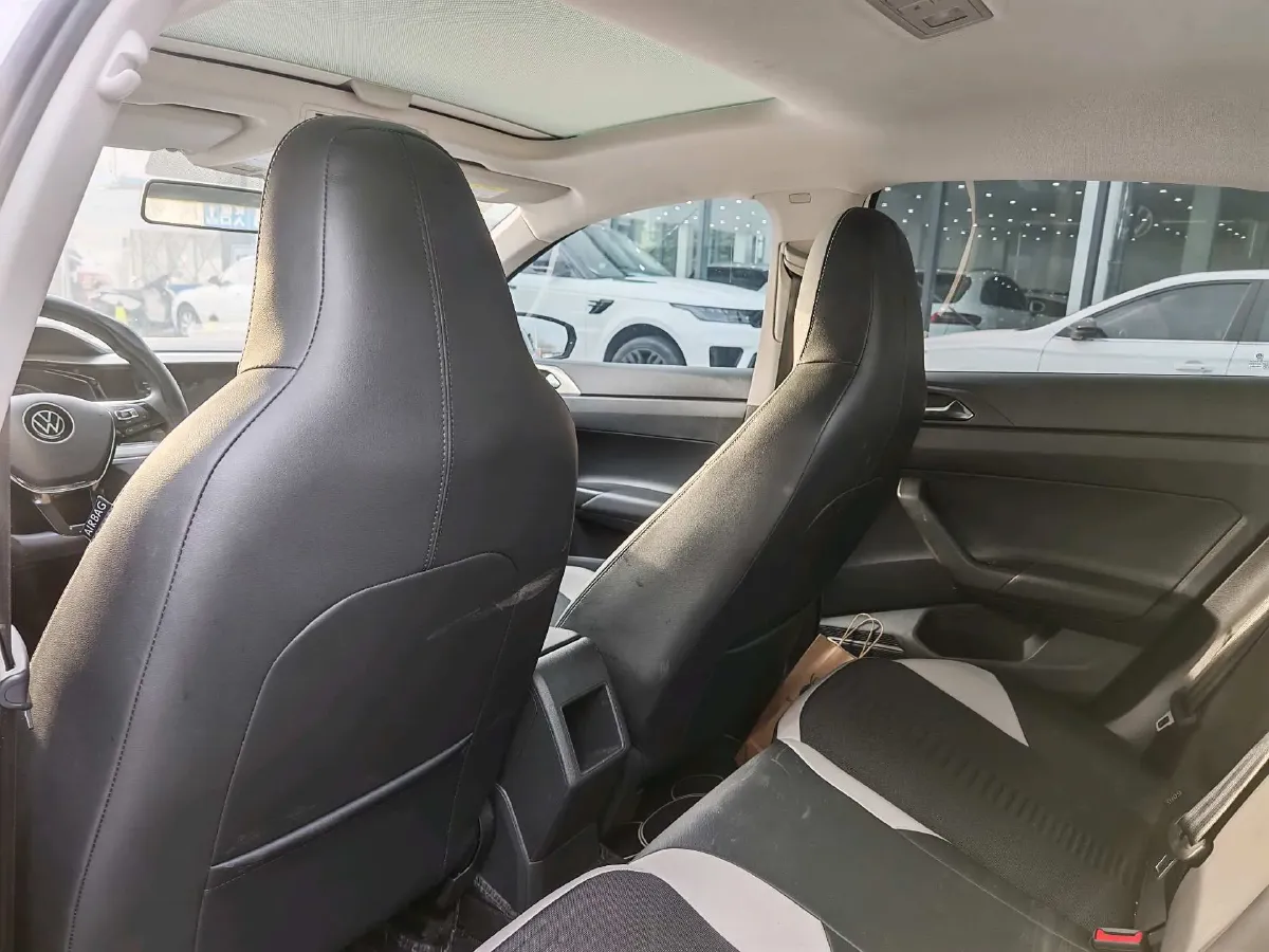 2021 Haval H6 1.5T 169HP L4 7DCT,autocango,china used car exporter,china ev exporter,chinese used car exporter,chinese used ev exporter