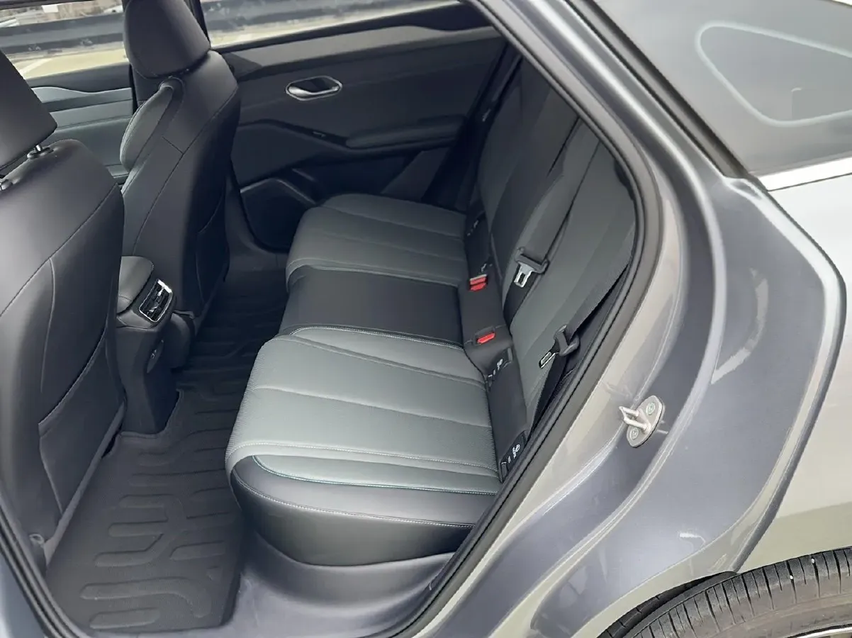 2025 BYD QinL BEV,autocango,china used car exporter,china ev exporter,chinese used car exporter,chinese used ev exporter