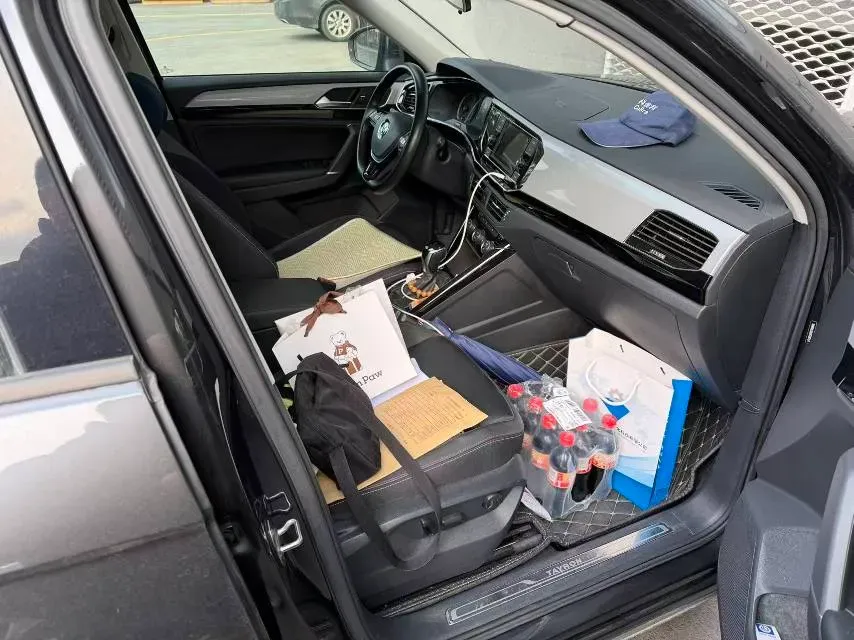 2019 Jeep Cherokee 2.0T 234HP L4 9AT,autocango,china used car exporter,china ev exporter,chinese used car exporter,chinese used ev exporter