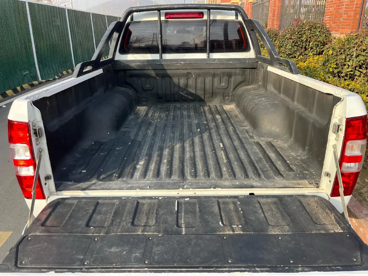 2018 Isuzu Taga 3.0T 131HP L4 5MT,autocango,china used car exporter,china ev exporter,chinese used car exporter,chinese used ev exporter