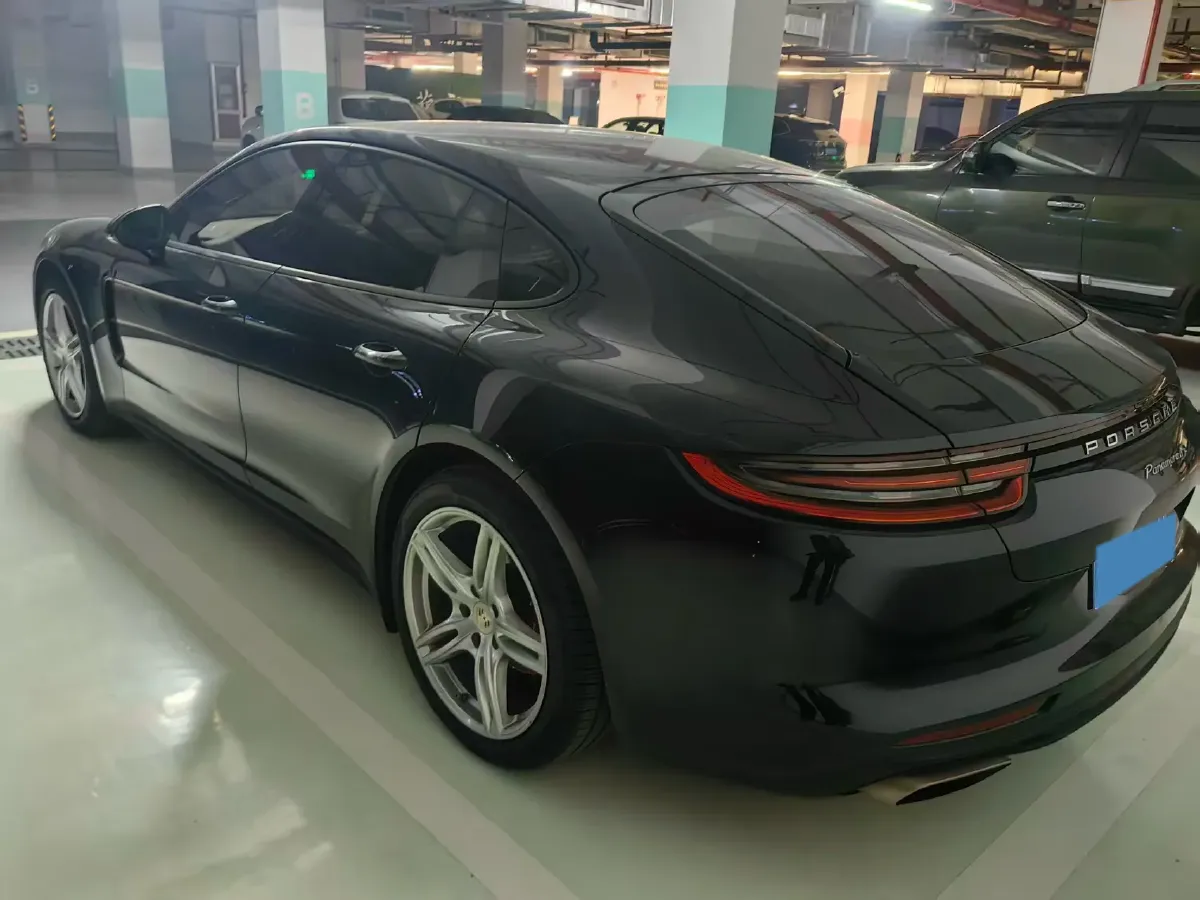 2017 BMW X6 3.0T 306HP L6 8AT,autocango,china used car exporter,china ev exporter,chinese used car exporter,chinese used ev exporter