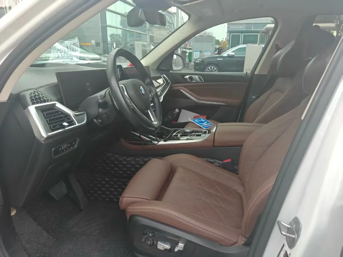 2023 BMW X5 3.0T 381HP L6 8AT,autocango,china used car exporter,china ev exporter,chinese used car exporter,chinese used ev exporter