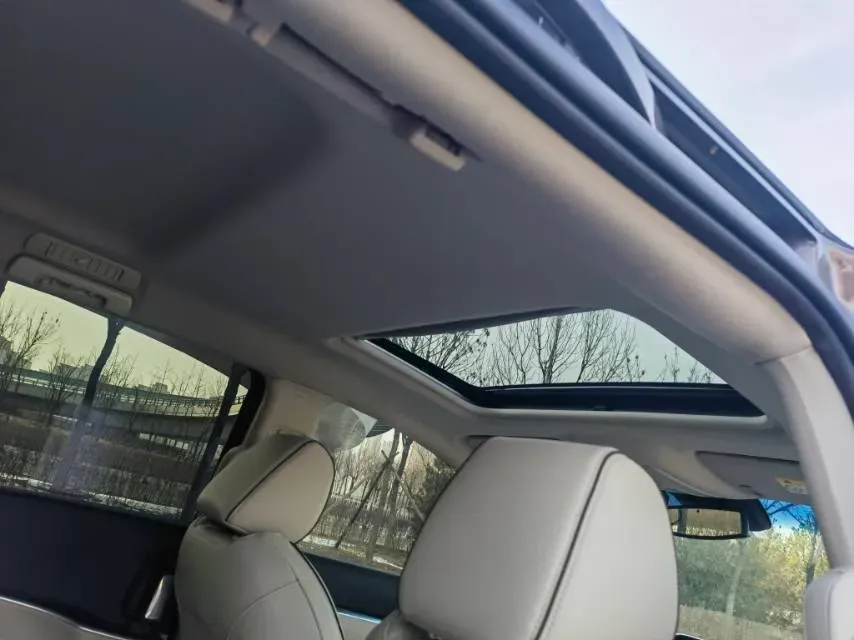 2023 Buick GL8 2.0T 237HP L4 9AT,autocango,china used car exporter,china ev exporter,chinese used car exporter,chinese used ev exporter