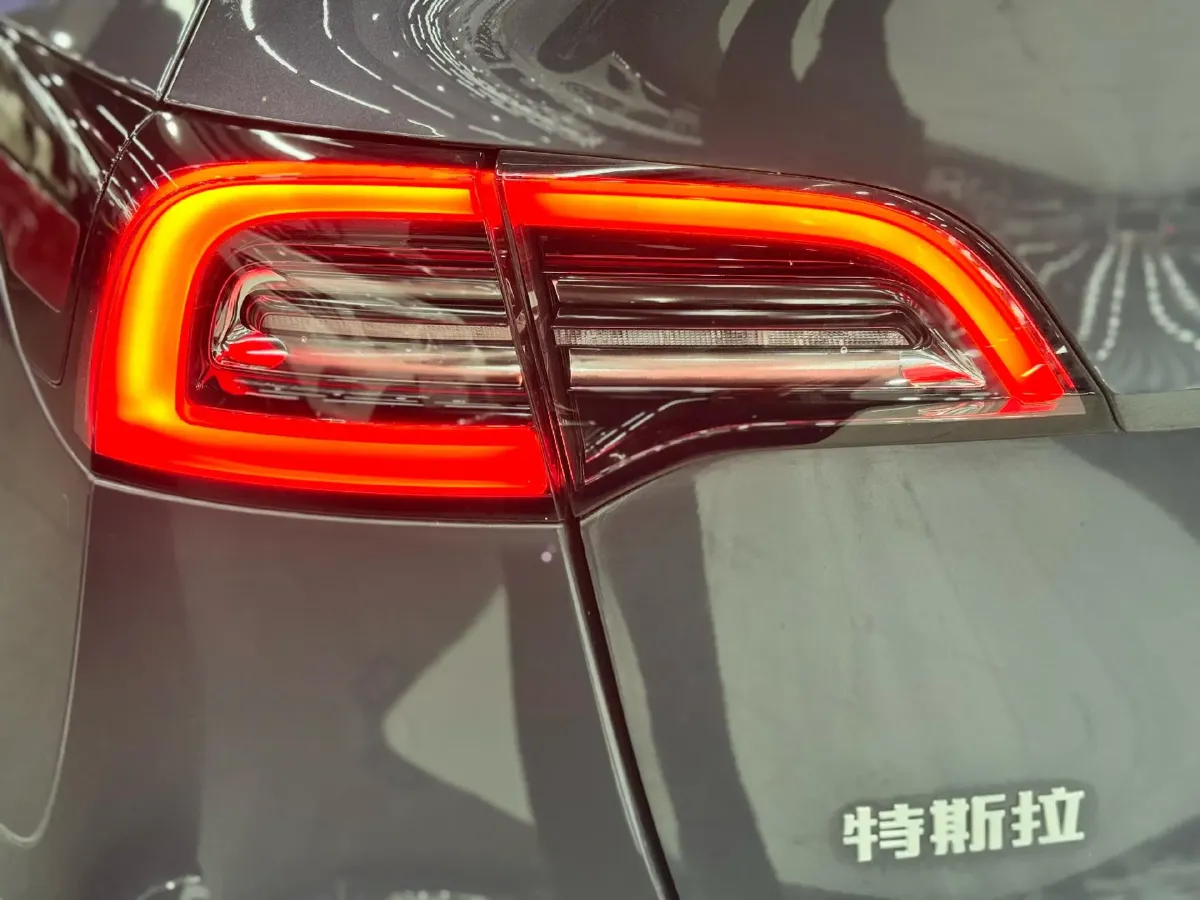 2022 Tesla Model Y BEV 60KWH,autocango,china used car exporter,china ev exporter,chinese used car exporter,chinese used ev exporter