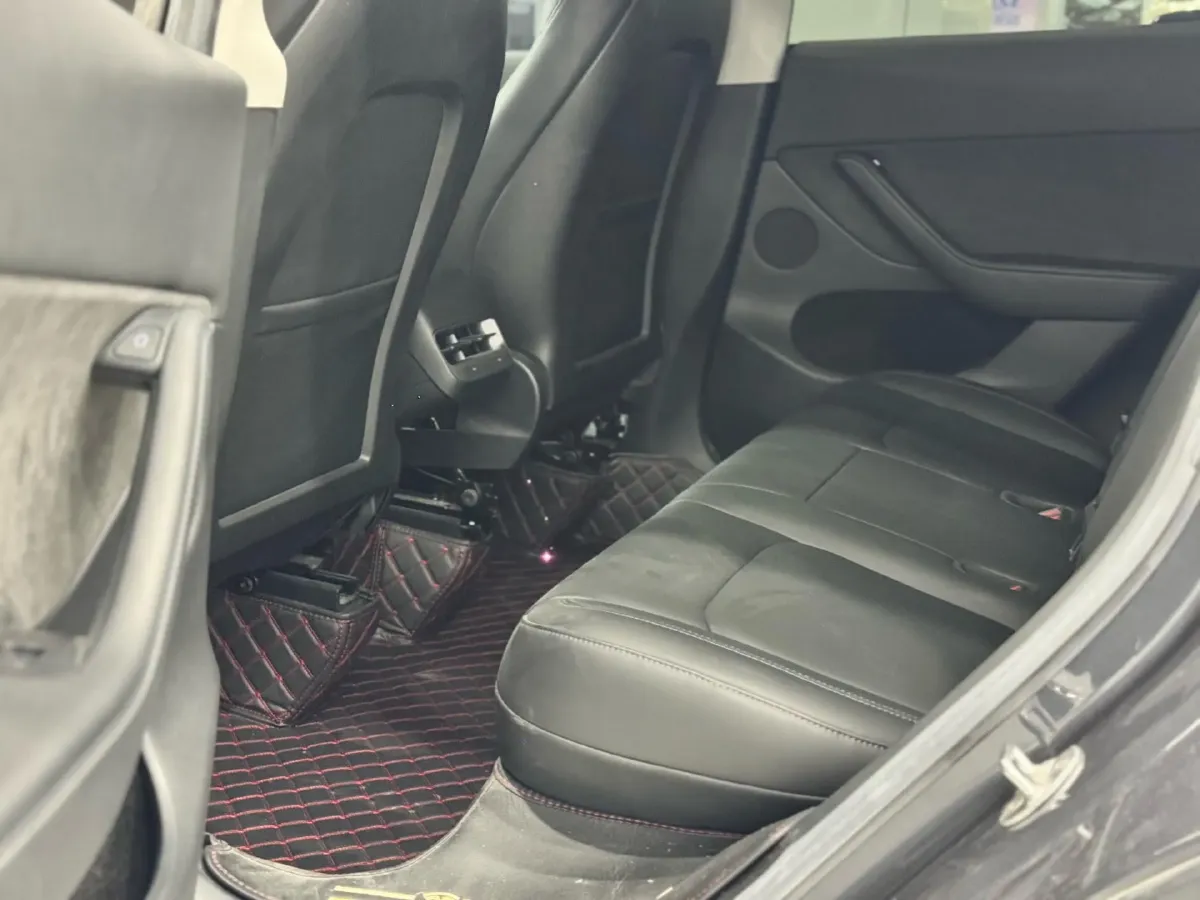 2022 Tesla Model Y BEV 60KWH,autocango,china used car exporter,china ev exporter,chinese used car exporter,chinese used ev exporter