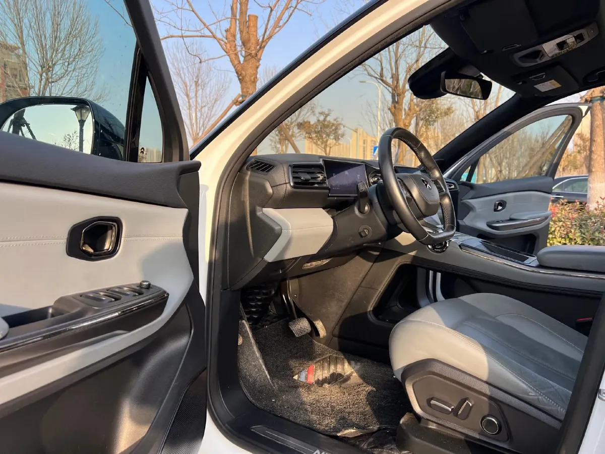 2019 NIO ES6 BEV 70KWH,autocango,china used car exporter,china ev exporter,chinese used car exporter,chinese used ev exporter