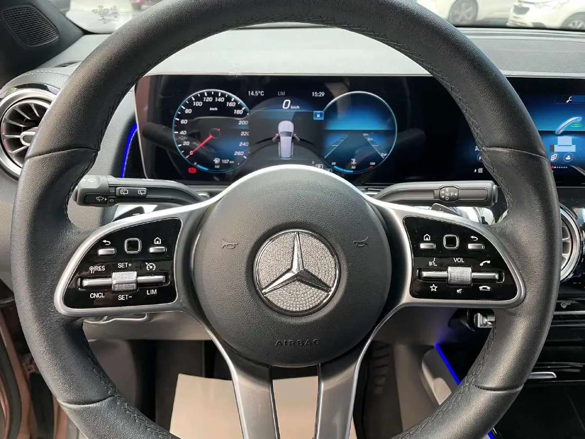 2020 Mercedes-Benz GLB Class 1.3T 163HP L4 7DCT,autocango,china used car exporter,china ev exporter,chinese used car exporter,chinese used ev exporter