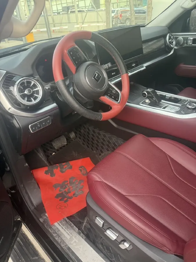 2024 Tank 400 2.0T 252HP L4 9AT PHEV 36.7/37.1KWH,autocango,china used car exporter,china ev exporter,chinese used car exporter,chinese used ev exporter