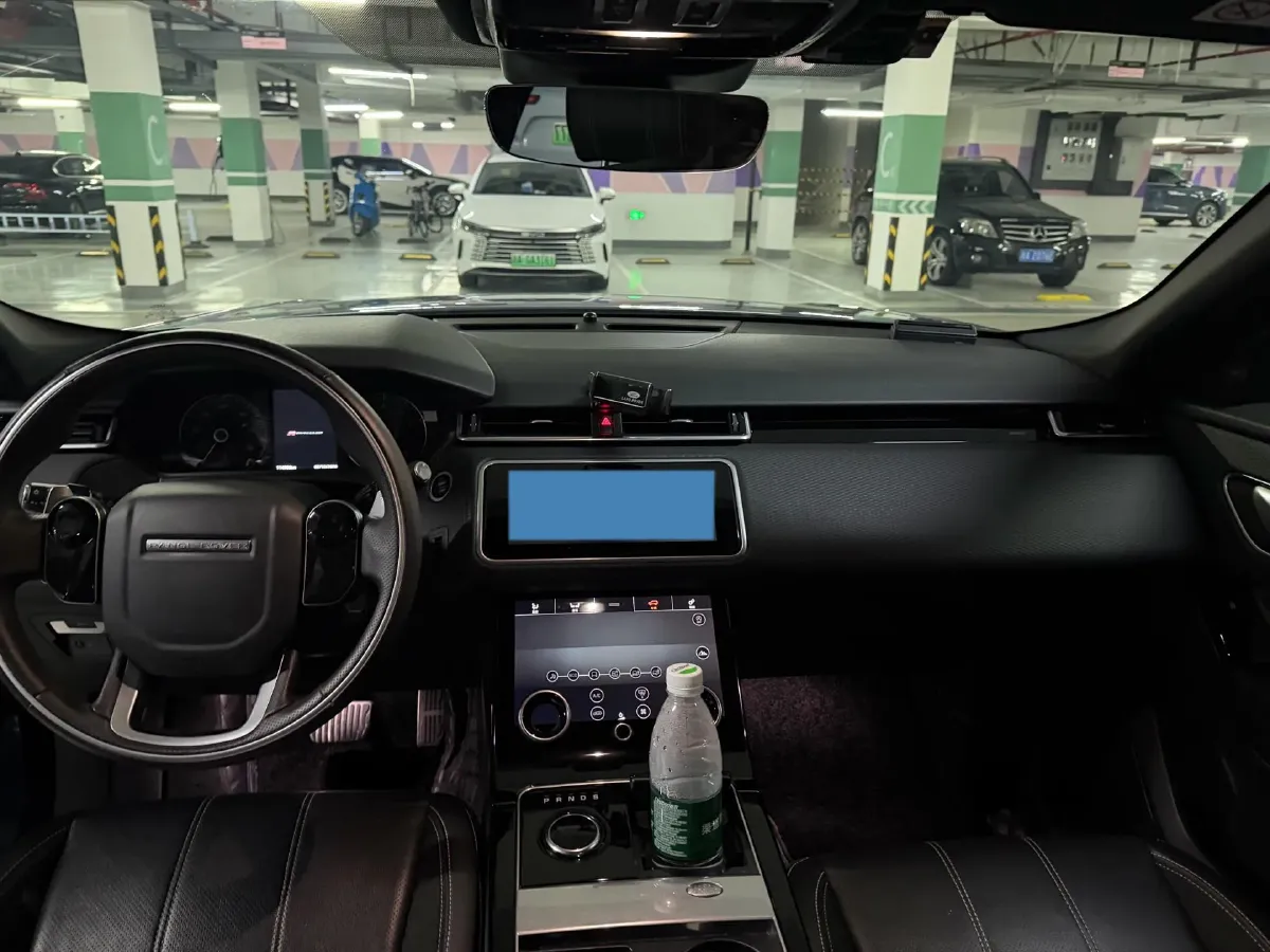 2020 Land Rover Range Rover Velar 2.0T 250HP L4 8AT,autocango,china used car exporter,china ev exporter,chinese used car exporter,chinese used ev exporter