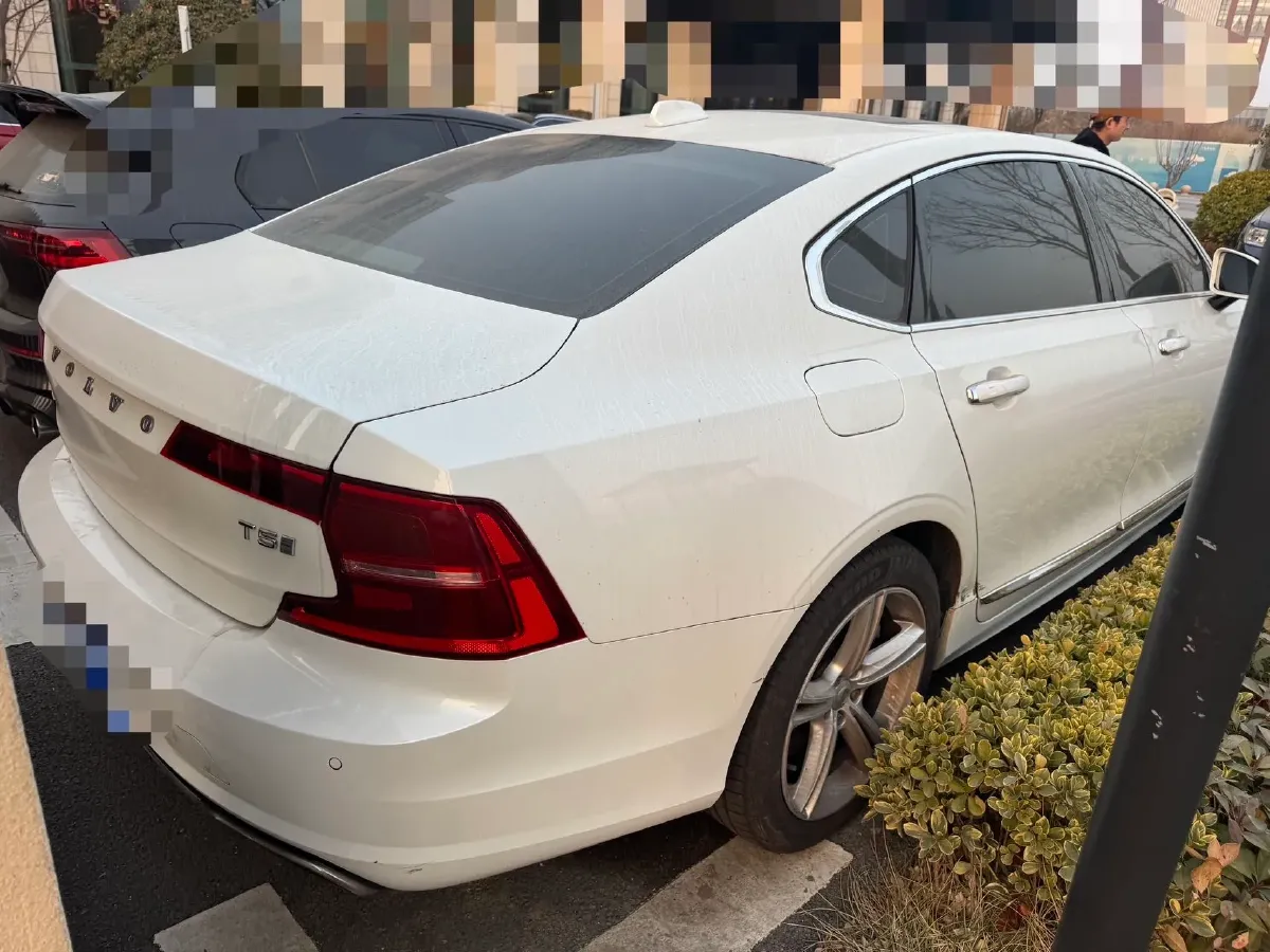 2019 Infiniti Q70 2.0T 211HP L4 7AT,autocango,china used car exporter,china ev exporter,chinese used car exporter,chinese used ev exporter