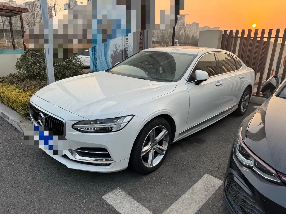 2019 Infiniti Q70 2.0T 211HP L4 7AT,autocango,china used car exporter,china ev exporter,chinese used car exporter,chinese used ev exporter