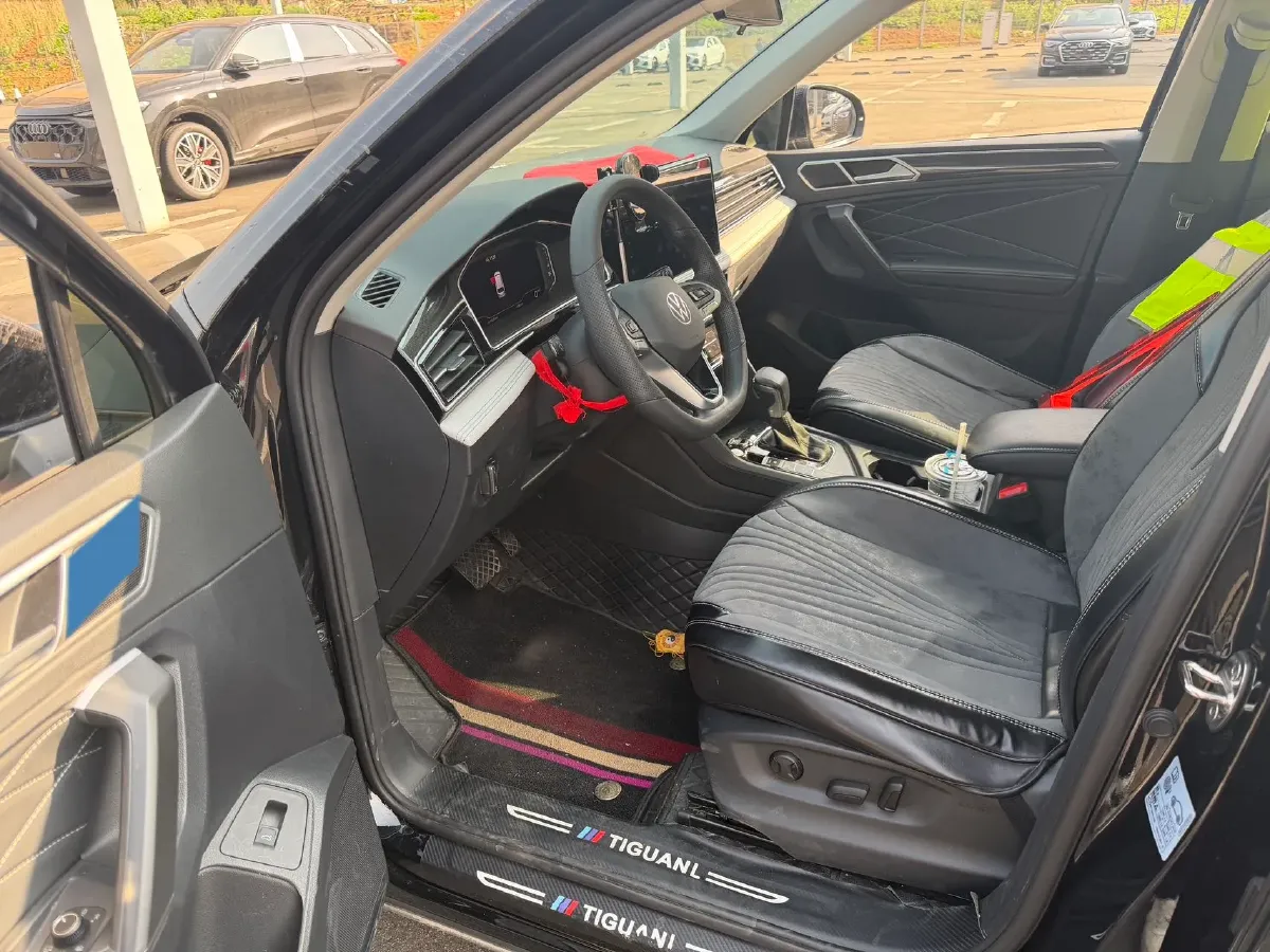 2023 Volkswagen Tiguan L 1.5T 160HP L4 7DCT,autocango,china used car exporter,china ev exporter,chinese used car exporter,chinese used ev exporter