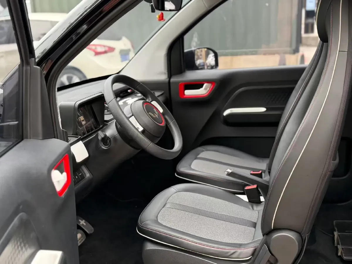 2022 WuLing HongGuang MINI EV BEV 17.3KWH,autocango,china used car exporter,china ev exporter,chinese used car exporter,chinese used ev exporter