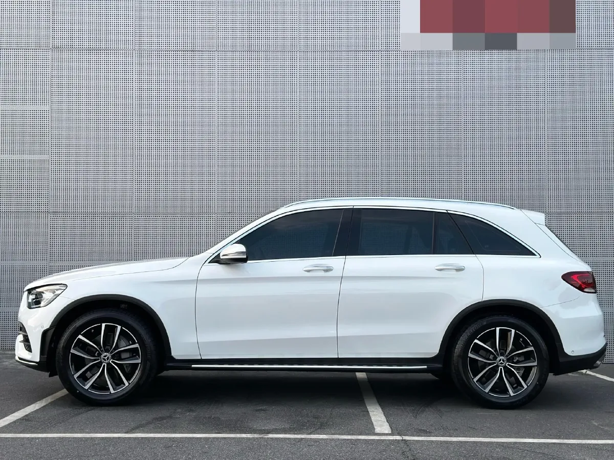 2021 Mercedes-Benz GLC Class 2.0T 258HP L4 9AT,autocango,china used car exporter,china ev exporter,chinese used car exporter,chinese used ev exporter
